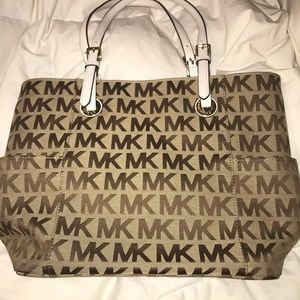 MICHEAL KORS PURSE